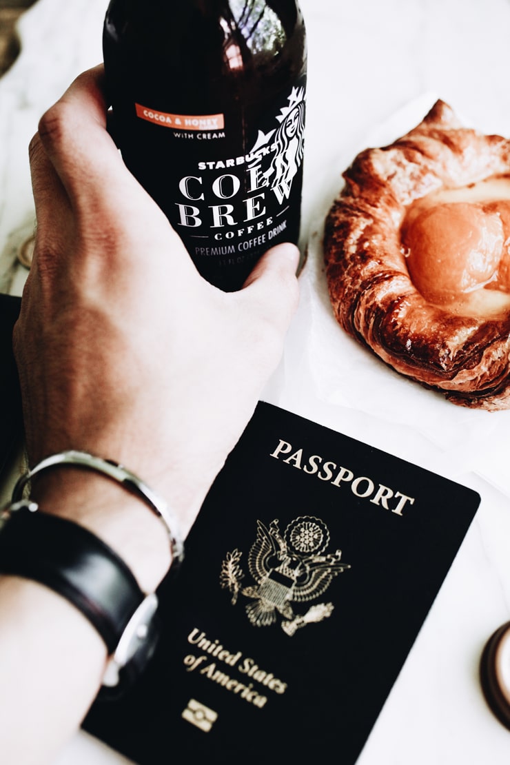 Because sometimes you’re on the go all you want is some delicious pep in your step. Starbucks Cocoa & Honey with Cream Cold Brew. Do it. | sophisticatedgourmet.com