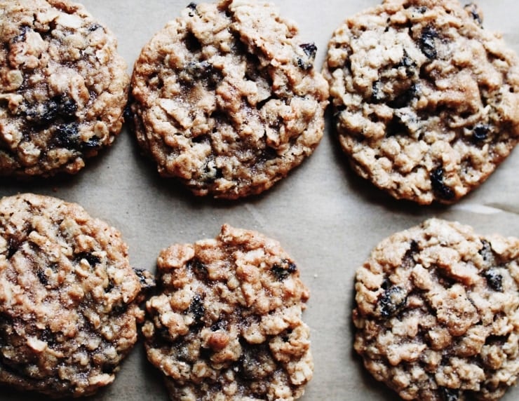 Oatmeal Raisin Cookies Recipe | sophisticatedgourmet.com