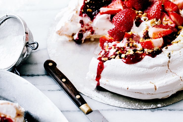 Strawberry Pavlova Recipe | sophisticatedgourmet.com