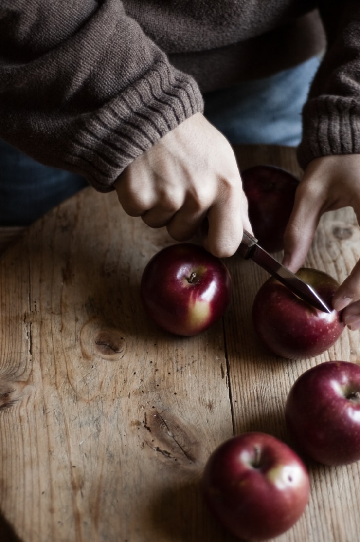 Apple Loaf Cake Recipe | sophisticatedgourmet.com
