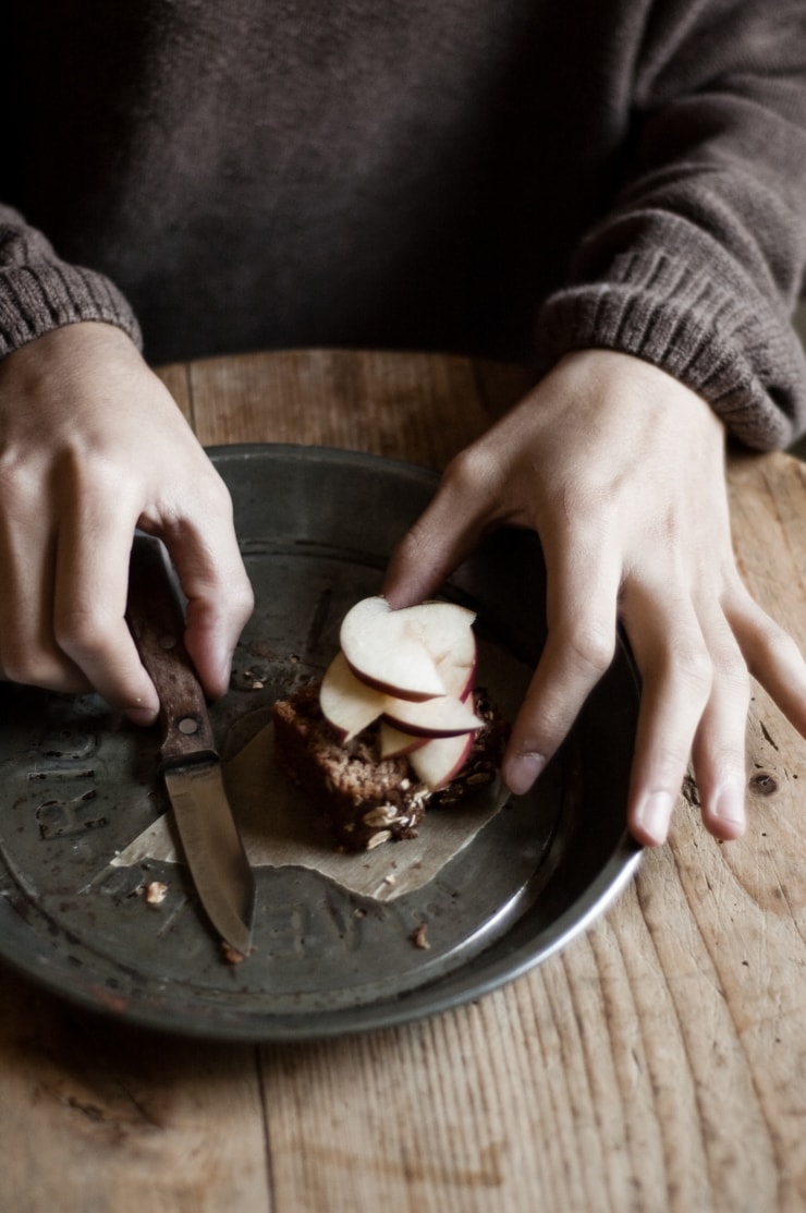 Moist Spiced Apple Loaf Cake Recipe