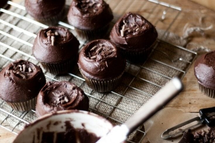 Chocolate Cupcakes Recipe | sophisticatedgourmet.com