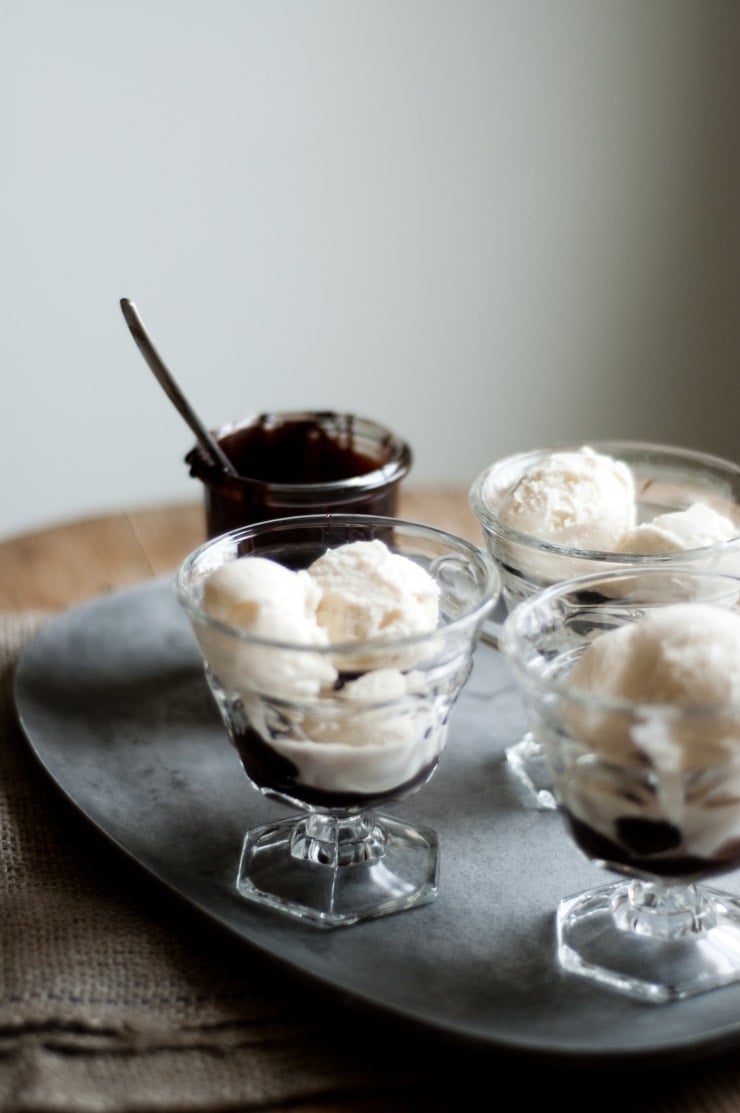 Vanilla ice cream in sundae cups | sophisticatedgourmet.com