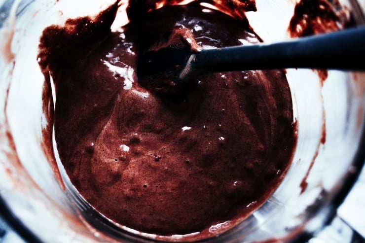 Chocolate Peanut Butter Swiss Roll Recipe | sophisticatedgourmet.com