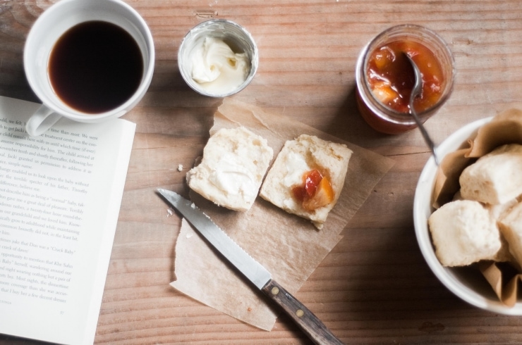 Easy Buttermilk Biscuits Recipe | sophisticatedgourmet.com