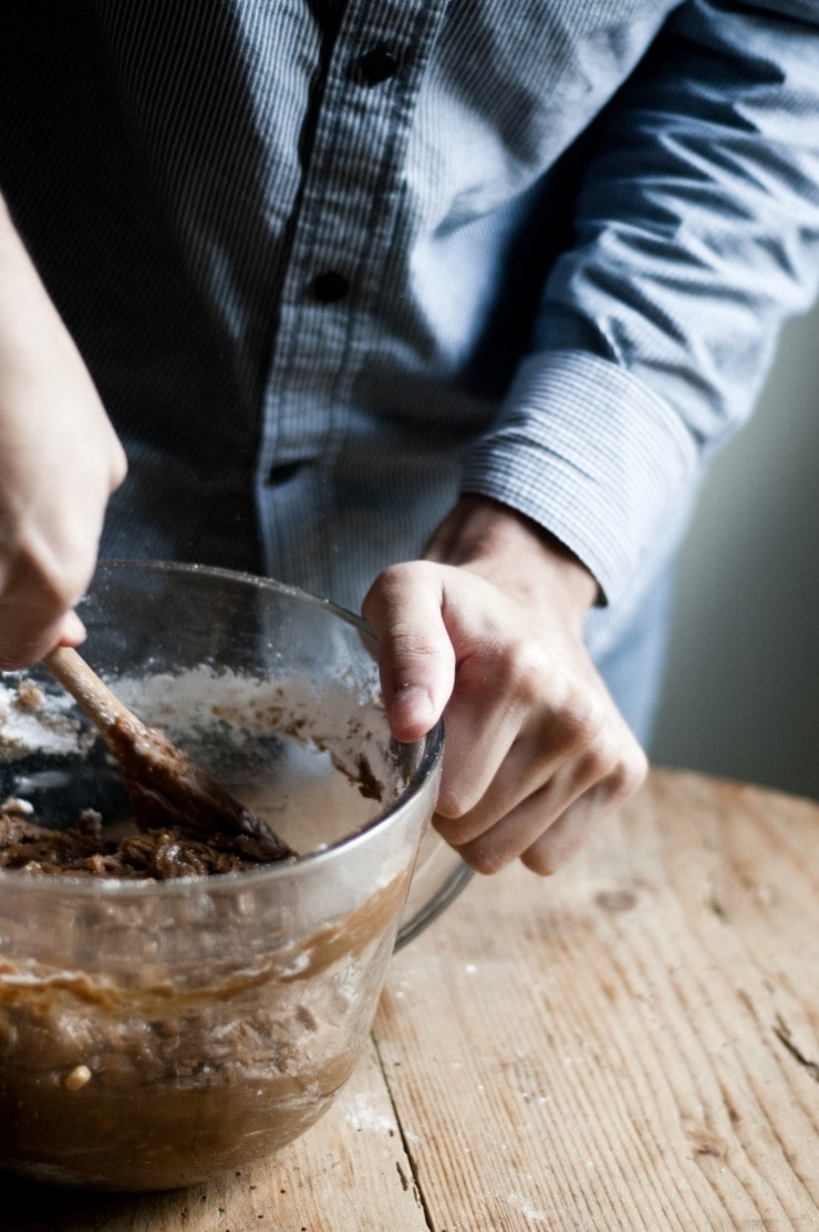 Easy Peanut Butter Fudge Recipe | sophisticatedgourmet.com