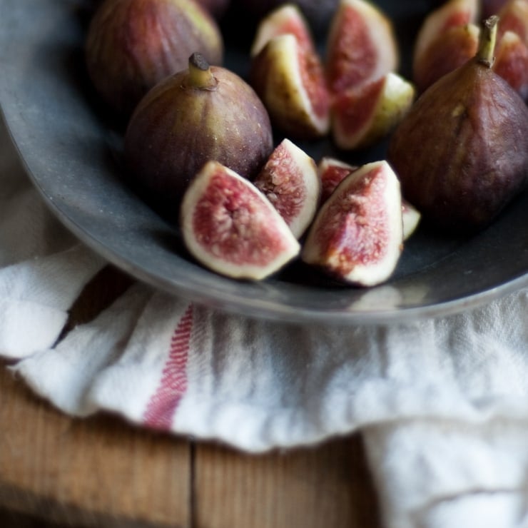 Fig Tarts Recipe | sophisticatedgourmet.com