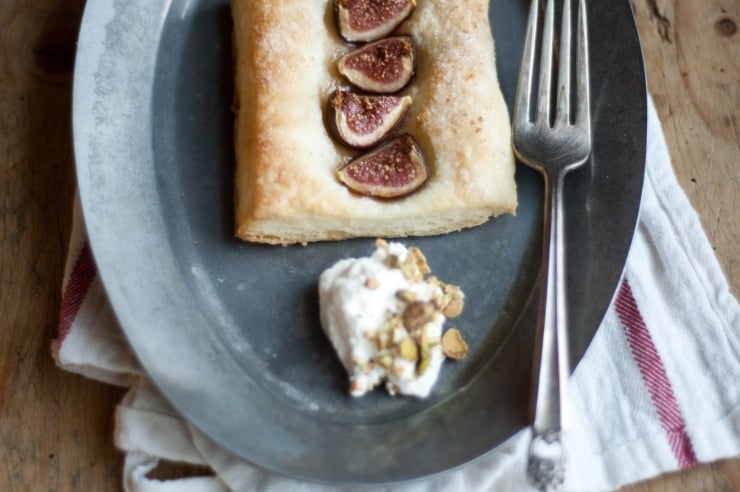 Fig Tarts Recipe | sophisticatedgourmet.com