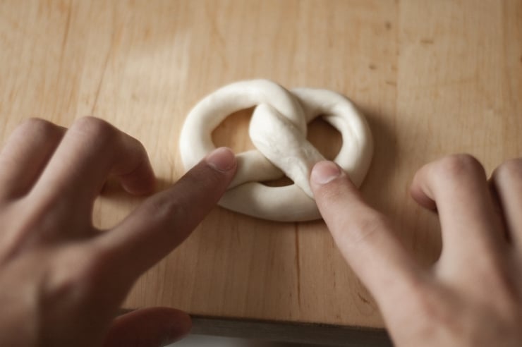 Forming soft pretzels