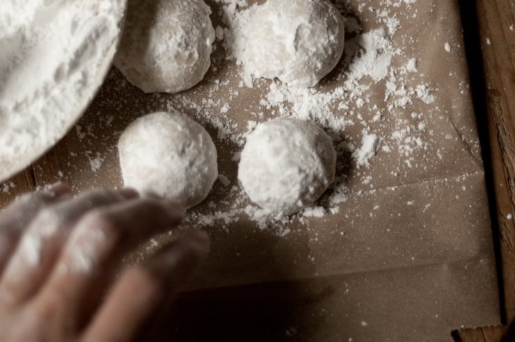 Mexican Wedding Cookies, Russian Tea Cakes, Polvorones- whatever you know them as, these delicate cookies are perfect for any occasion. | sophisticatedgourmet.com