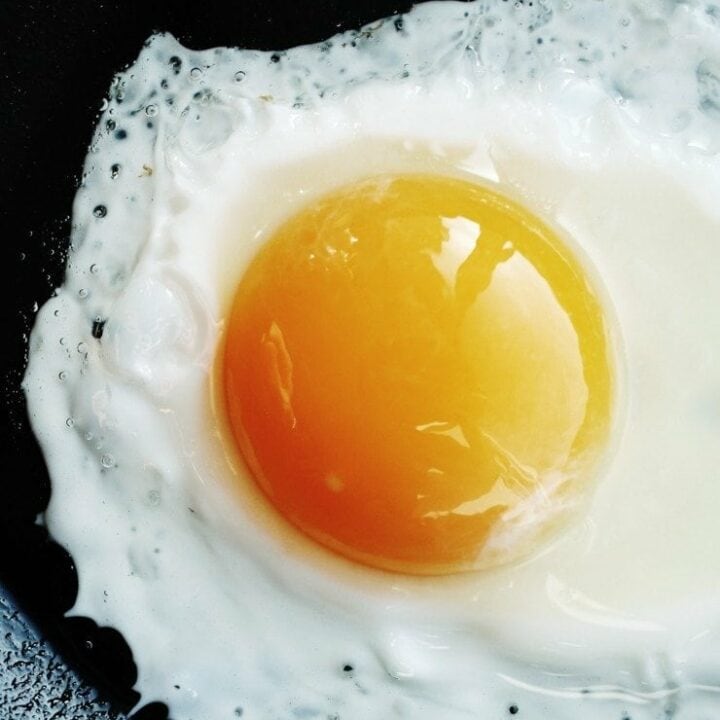 Olive Oil–Basted Fried Eggs Recipe