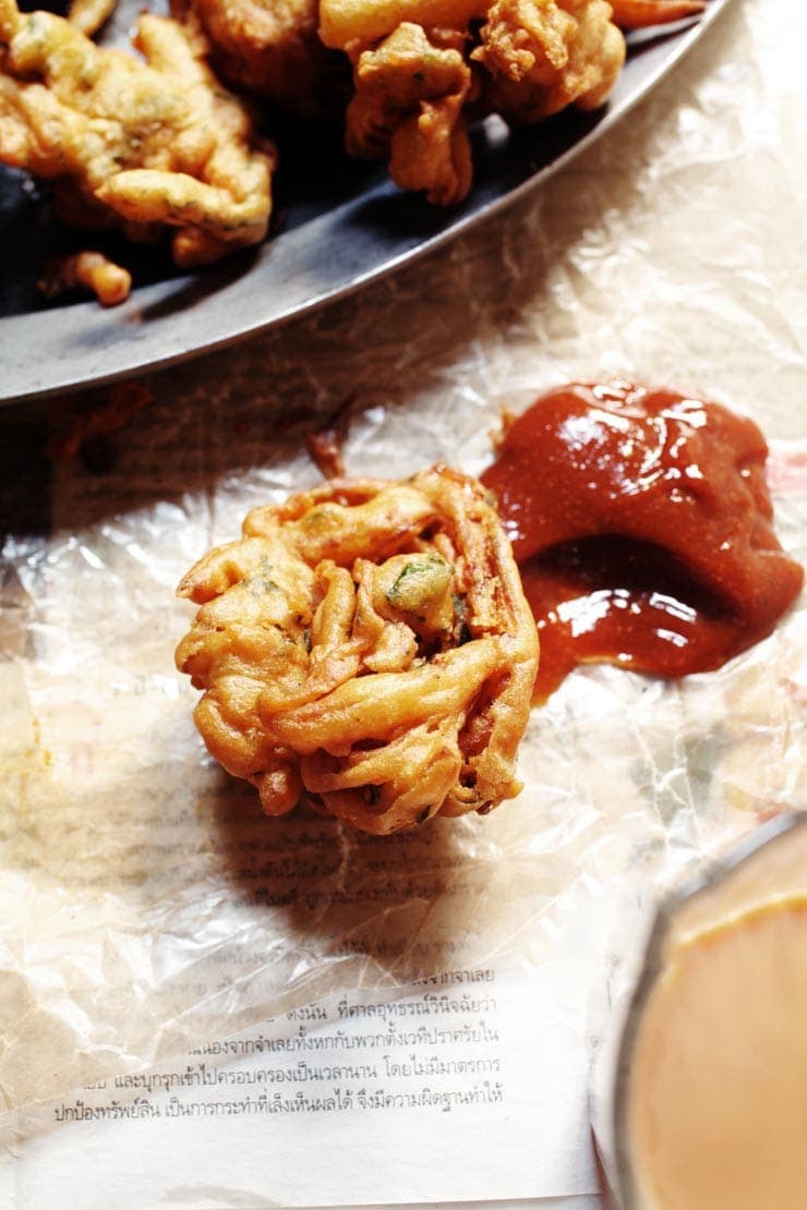 pakora with chutney from sophisticatedgourmet.com